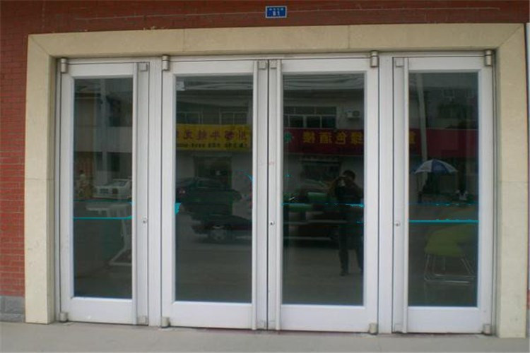 三翼手動門 (3).jpg