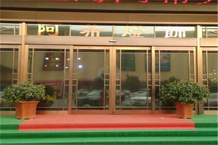 銅自動門 (1).jpg